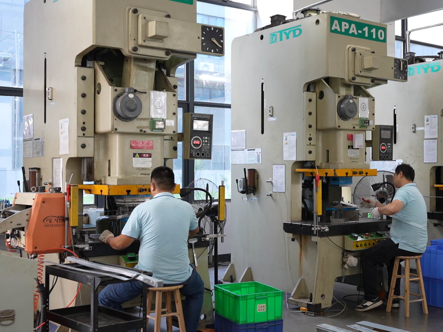 kiosk Laser Cutting
